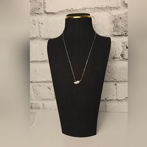 925 Sterling Silver Rhinestone Leaf Pendant Necklace – Delicate Minimalist
